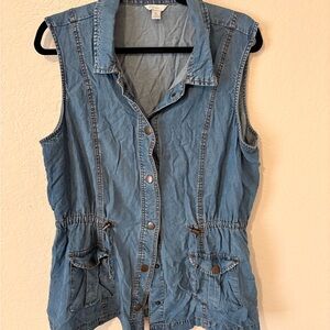 Casual Blue Denim snap front Sleeveless Top